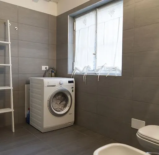 The Secret Garden Como